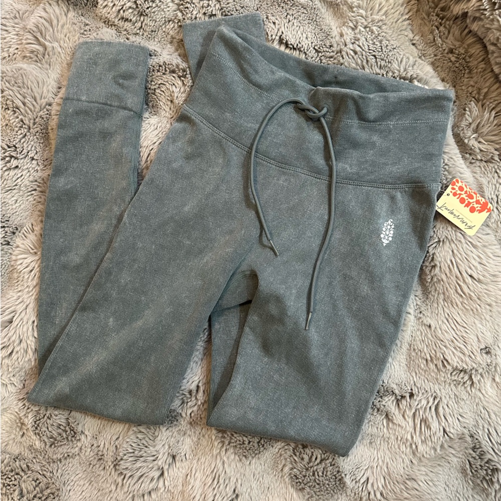 NWT FP Movement Go To Leggings